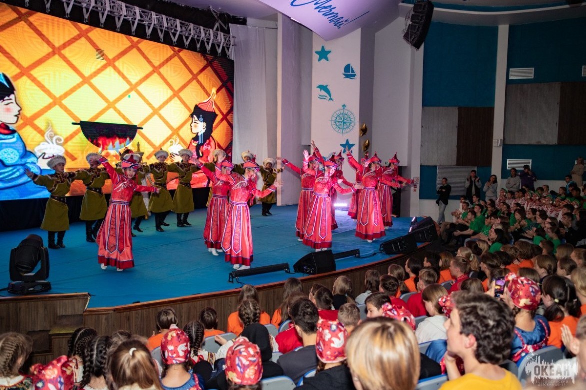 Океанцы презентовали свадебные обряды на XXIII Фестивале-конкурсе национального творчества «ЭтноРоссия»