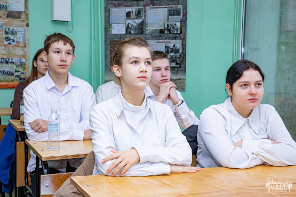 В школе «Океана» прошли занятия, посвящённые снятию блокады Ленинграда