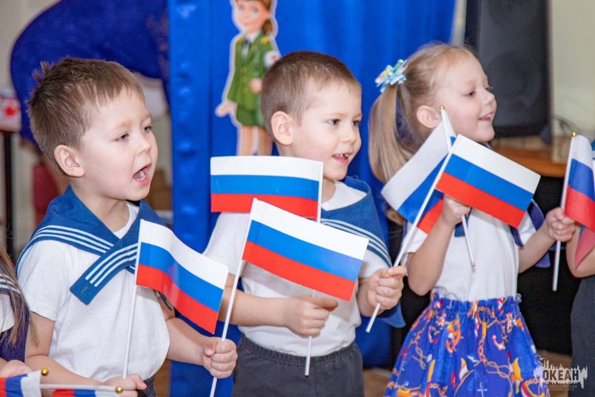 В детском саду ВДЦ «Океан» прошли утренники в честь Дня защитника Отечества