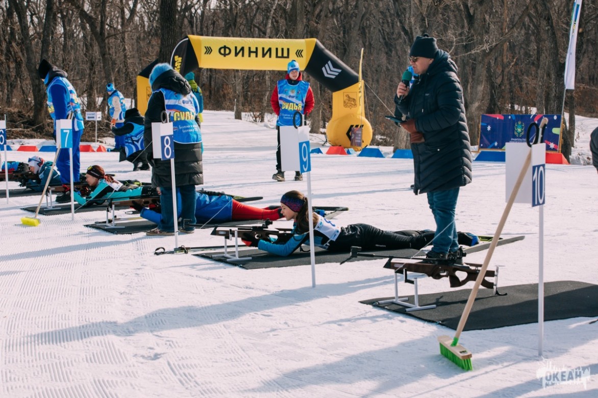 Юные спортсмены выступили на соревнованиях по лыжным гонкам и биатлону