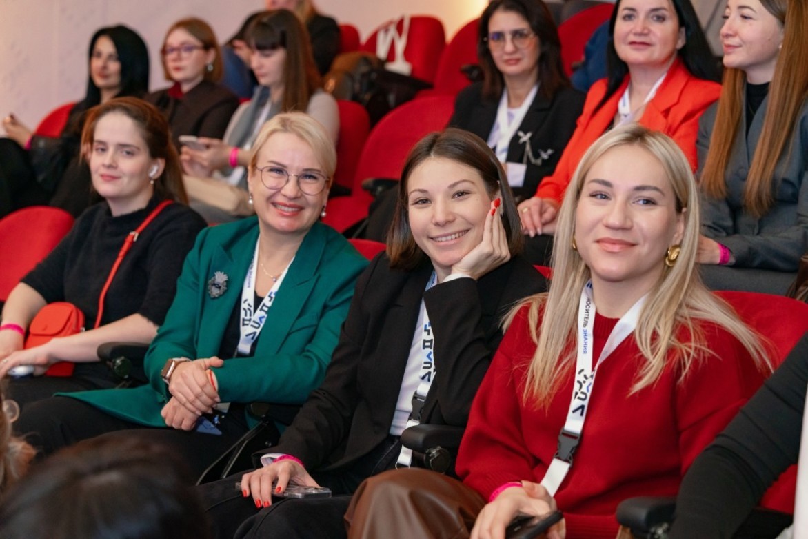 Начальник управления информации ВДЦ «Океан» принимает участие во Всероссийском семинаре для пресс-секретарей системы образования