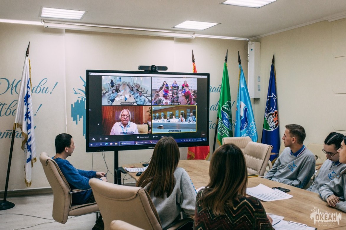 Дискуссия, посвящённая детскому самоуправлению, объединила педагогов ведущих детских центров