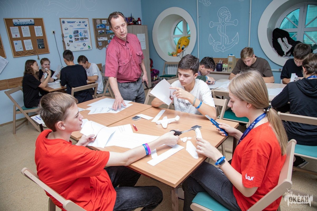 «Курс на взлёт»: океанцы проектируют модели самолётов