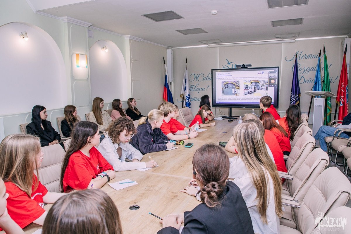 Участники программы «Инновациям – старт!» познакомились с источниками синхронного излучения