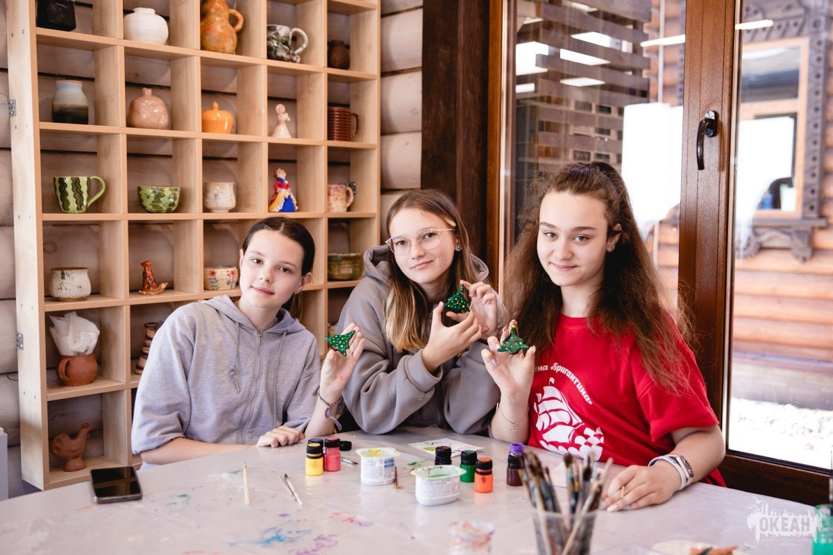 Океанцы мастерят подарки к Новому году!