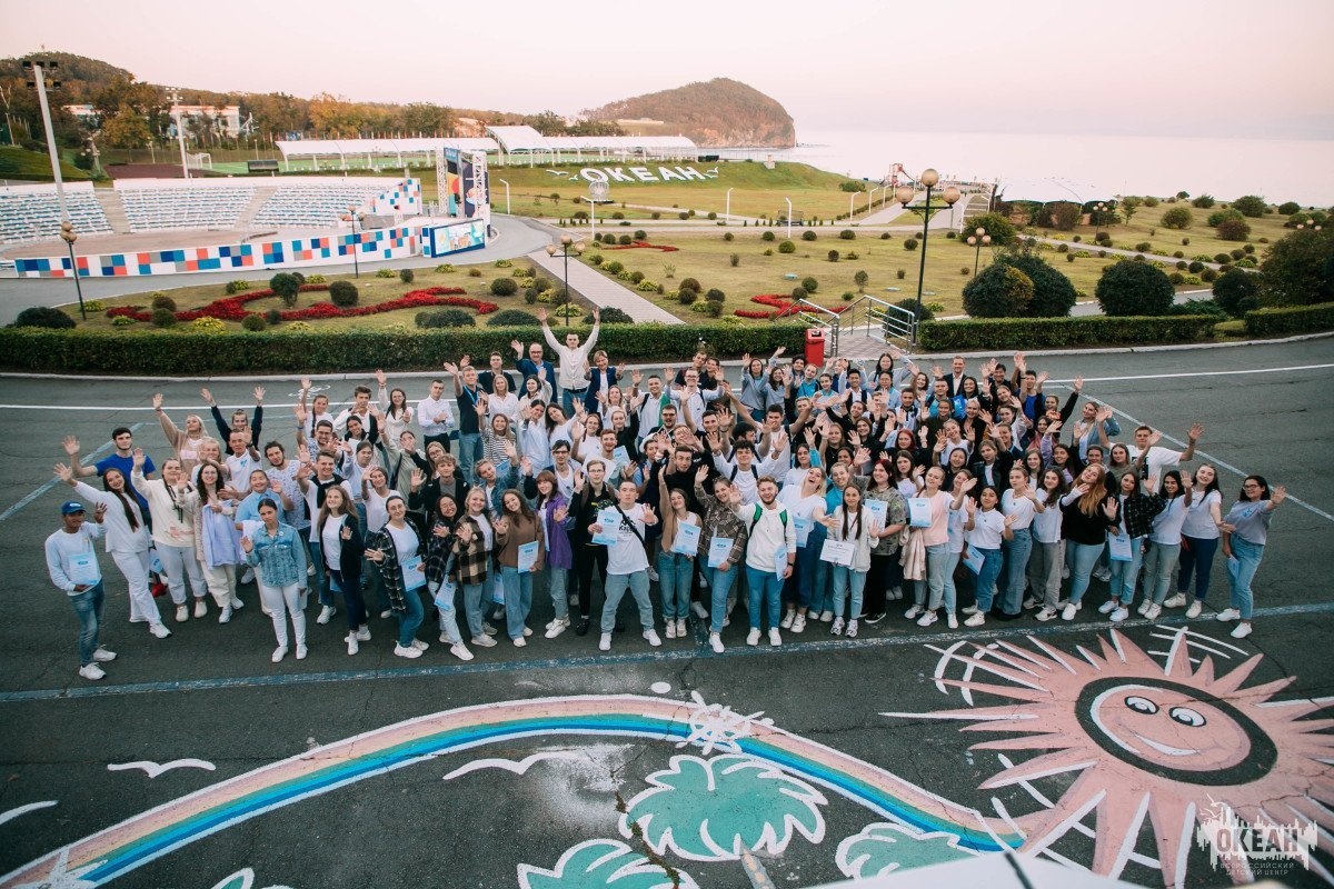 «Океан» поздравляет с Днём российских студенческих отрядов!