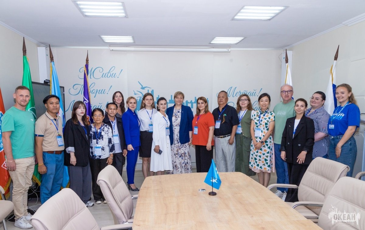 Стартовал семинар «Океанские практики» для образовательной программы «Дети Мира»