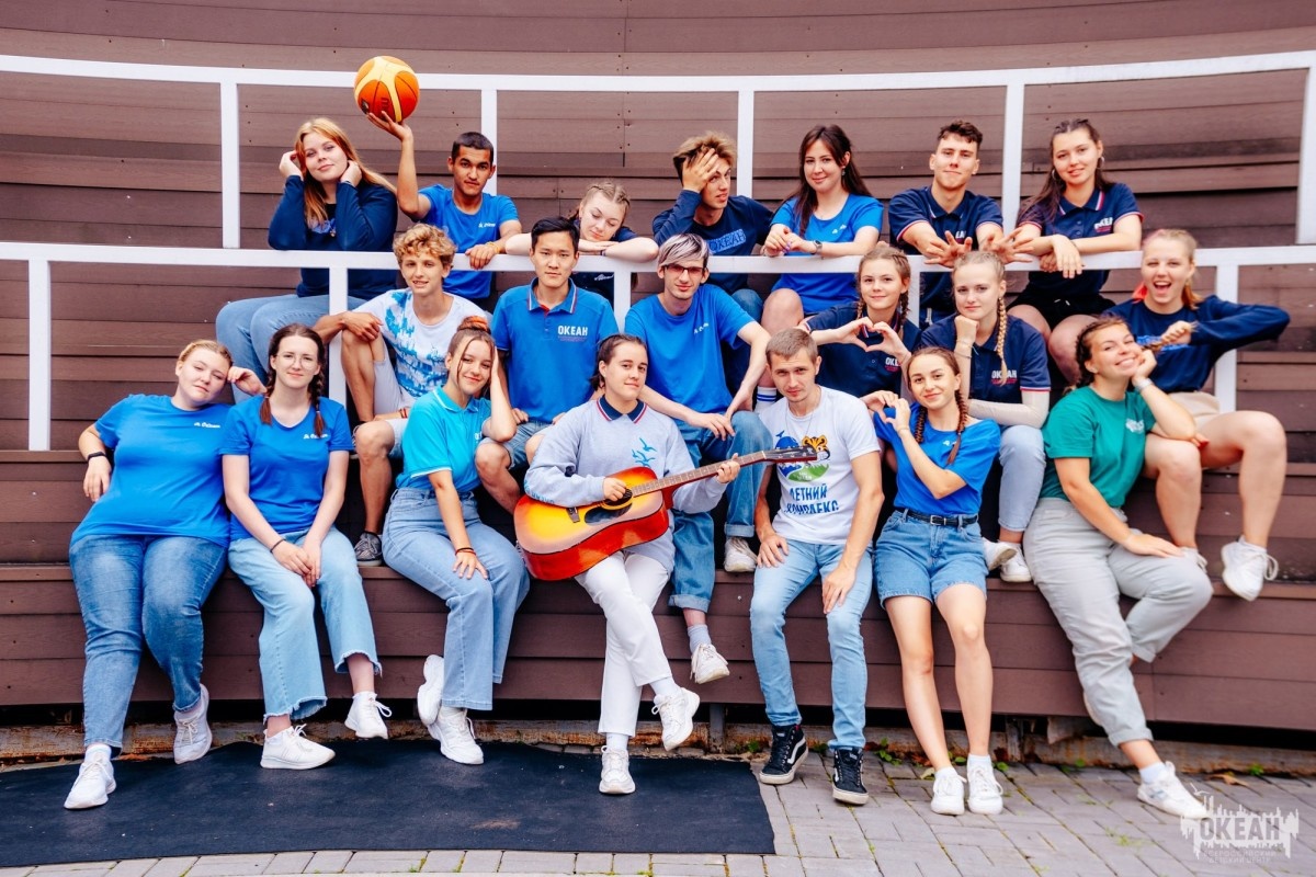 «Океан» поёт: любимые мелодии детского центра