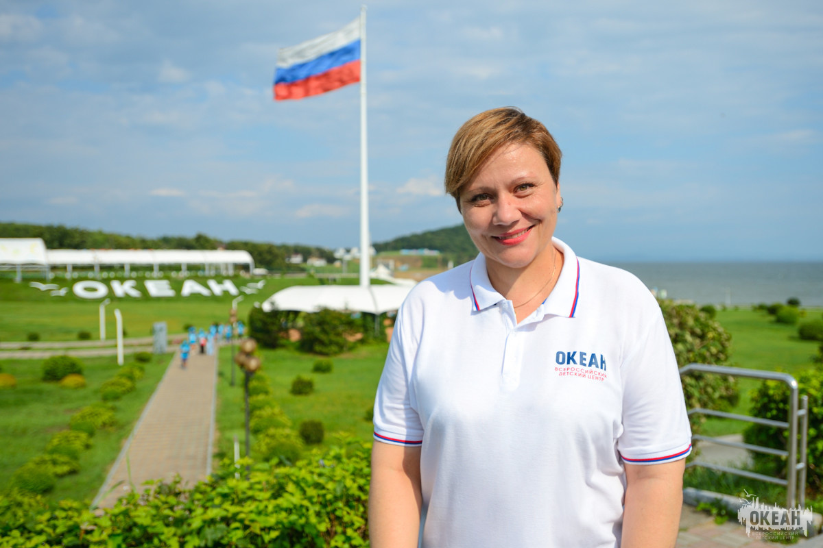 Поздравление директора ВДЦ «Океан» с Международным днём защиты детей