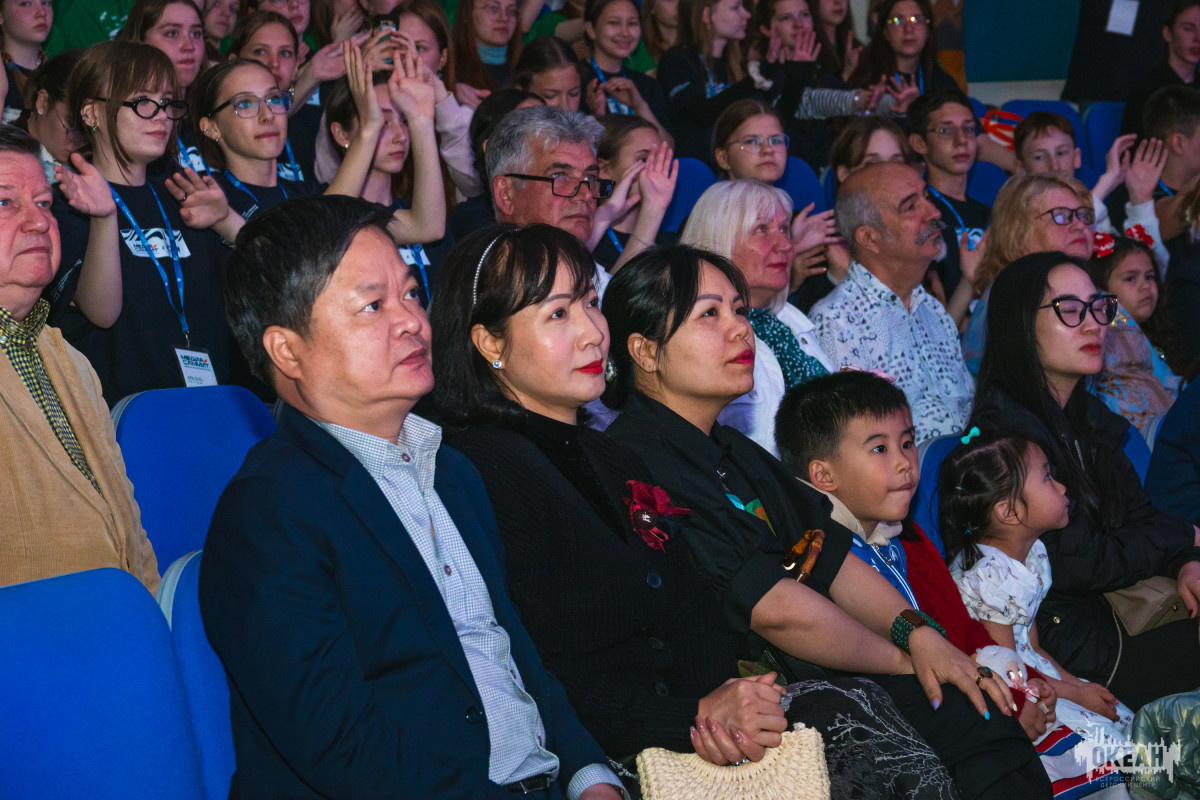 Делегация генерального консульства Вьетнама во Владивостоке прибыла в ВДЦ «Океан»