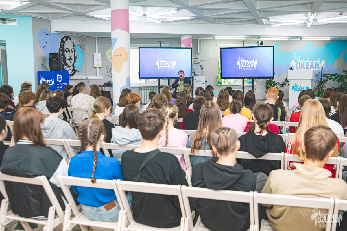 «Моя первая книга»: с участниками программы встретился писатель Сергей Цымбаленко