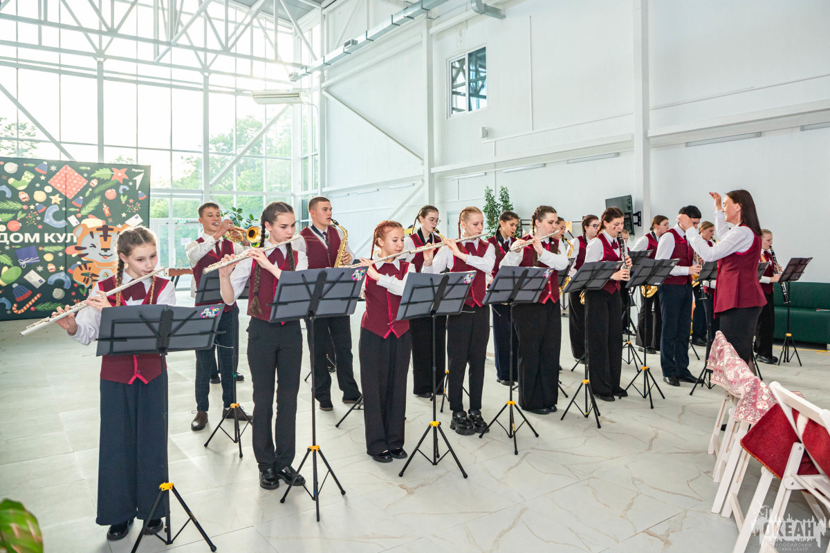 Поэтический вечер "Могучее русское слово" («В стране путешествий»)