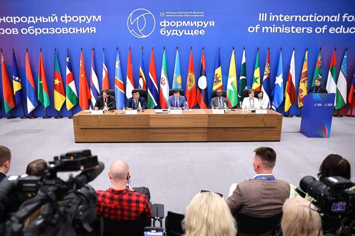 Сергей Кравцов сообщил о планах по формированию новой международной системы оценки качества образования