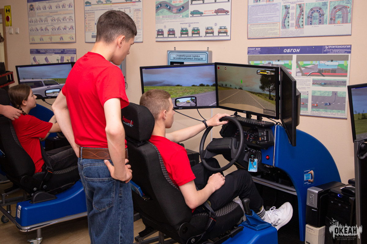 Выставка детского творчества прошла для участников программ «Моя первая книга», «Малая академия спорта» и «Российский восход»