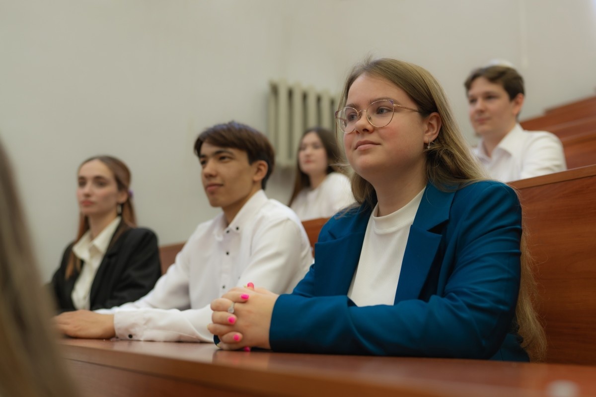 За 5 дней около 37,4 тысячи заявлений подано в педвузы Минпросвещения России, более 45 тысяч – в колледжи и техникумы