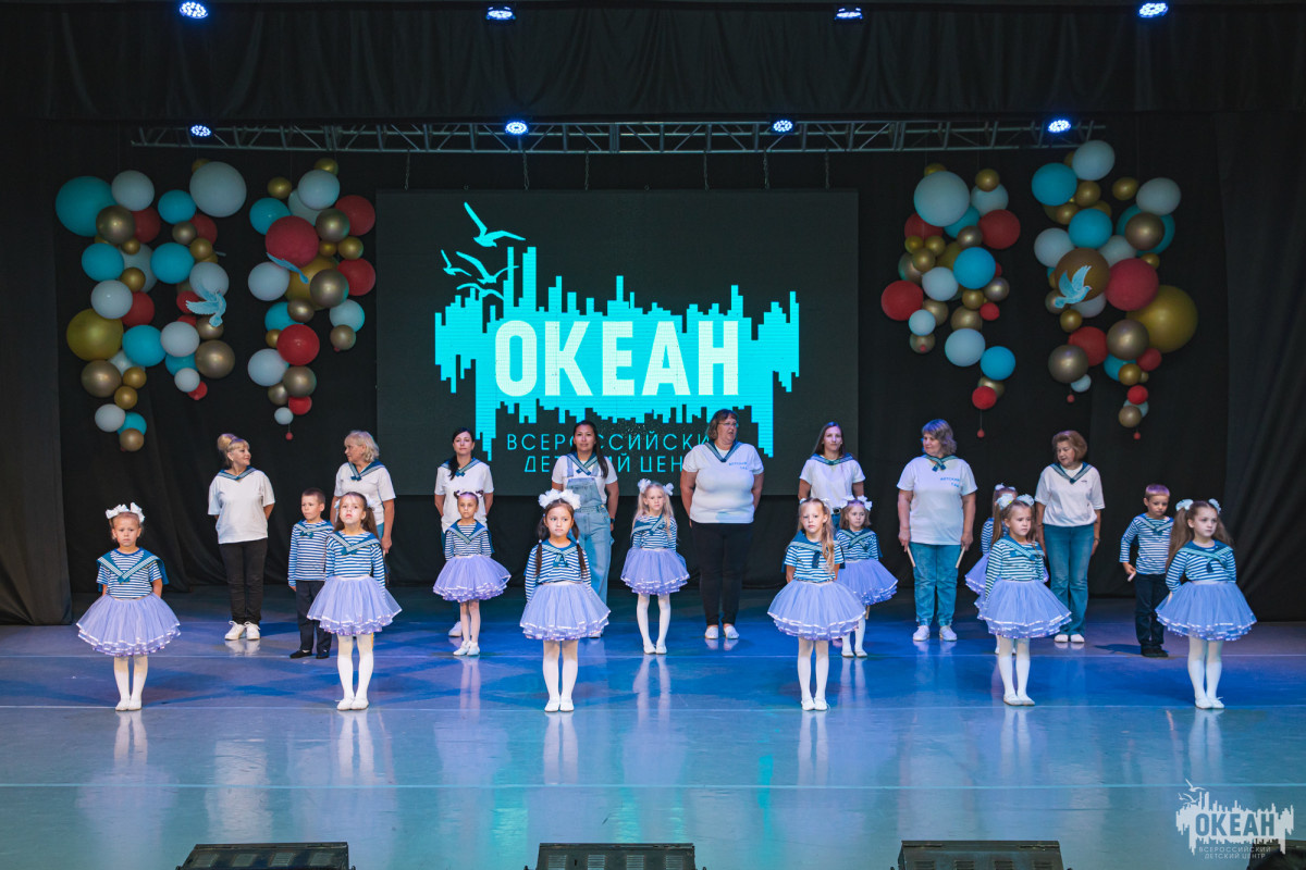 Семьи воспитанников детского сада ВДЦ «Океан» покорили жюри фестиваля «Ромашковое детство – 2025»