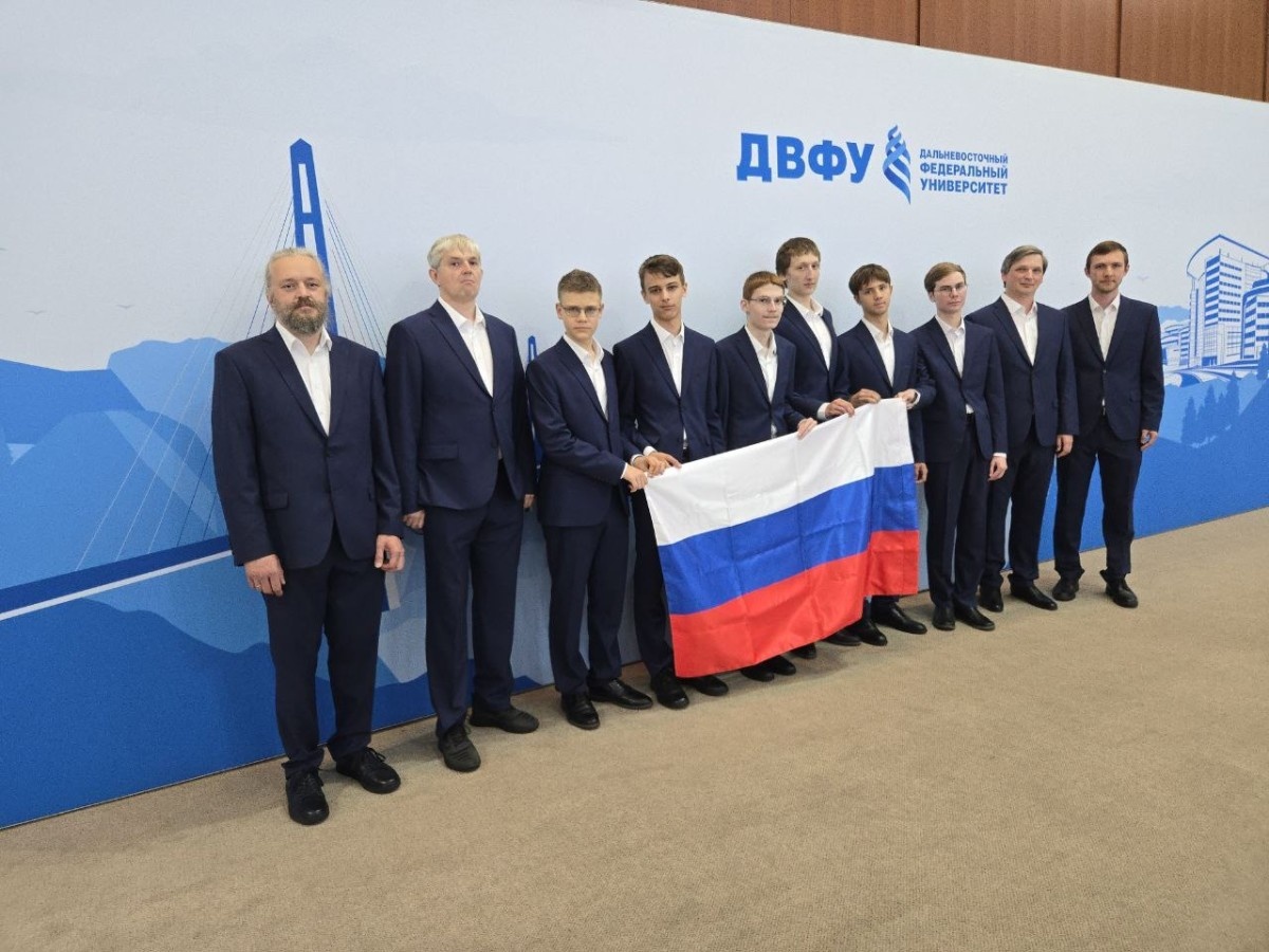 Российские школьники завоевали 5 золотых и 1 серебряную медаль 66-й Международной математической олимпиады