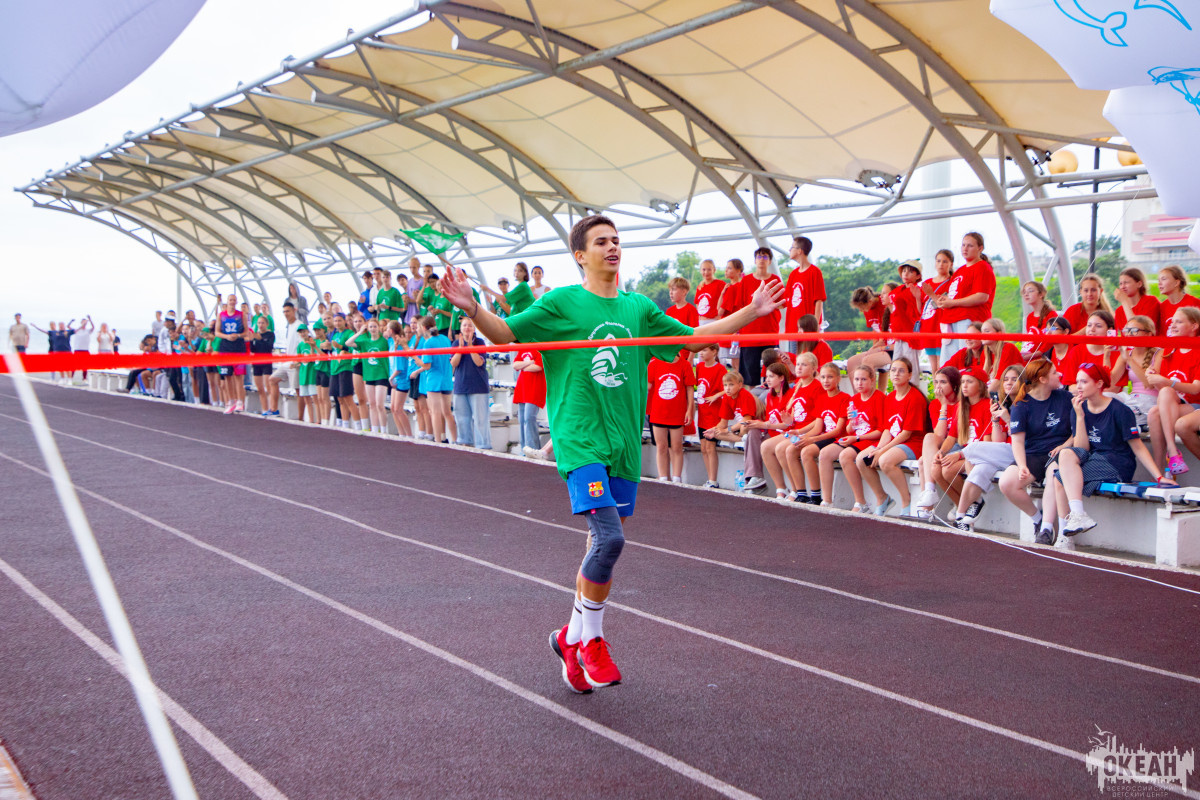 Легкоатлетическая эстафета вновь объединила дружины «Океана» в товарищеском соревновании