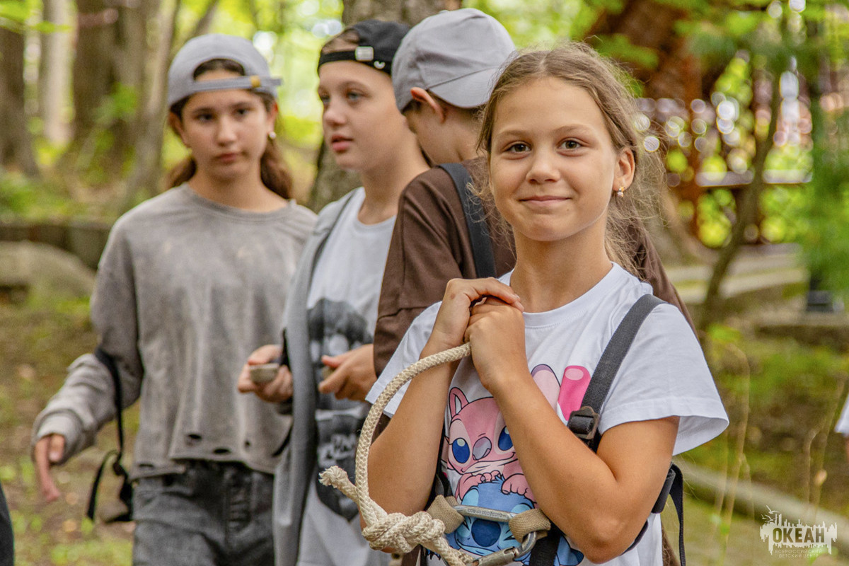 Юные туристы осваивают азы походной жизни в «Океане»