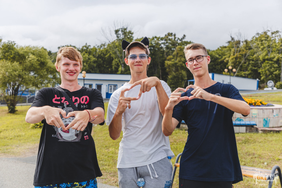 Командная работа и креативность: тематическое отрядное дело «Масштабы творчества» проходит в ВДЦ «Океан»