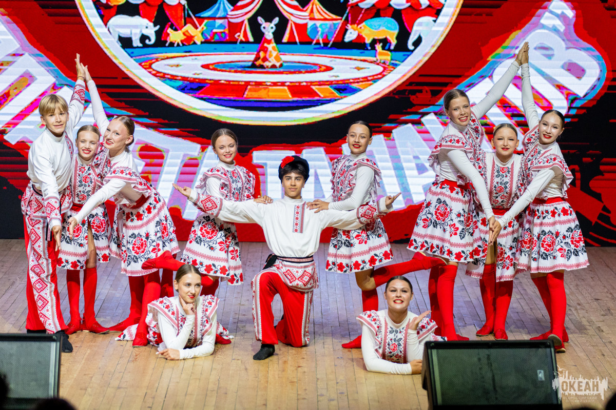 В «Океане» прошли цирковые выступления для участников смены