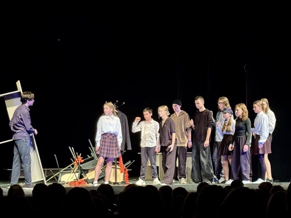 Школьники и учителя посетили бесплатные спектакли в рамках проекта «Разговоры о важном»