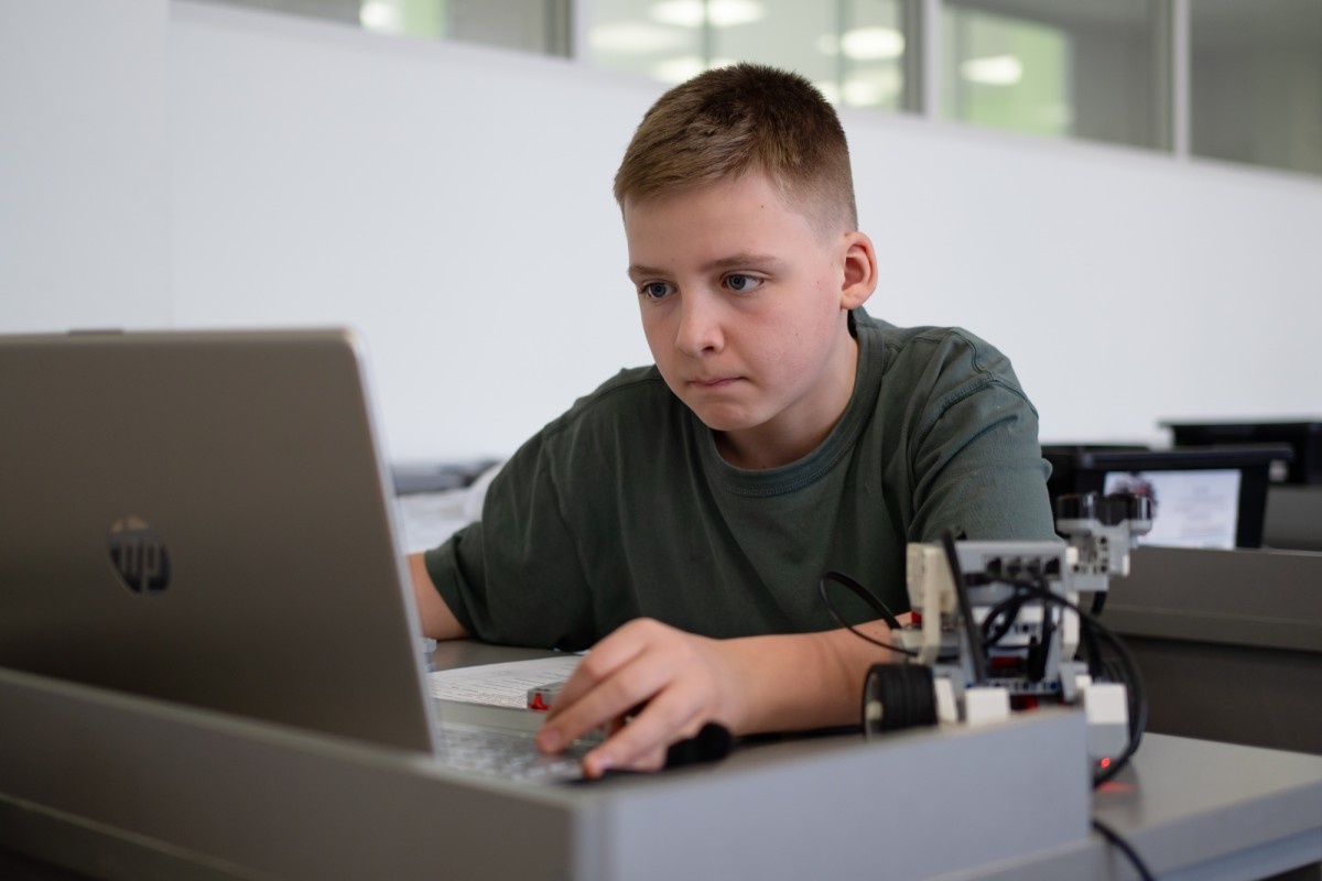 Стартовал финал первой Открытой всероссийской олимпиады по робототехнике