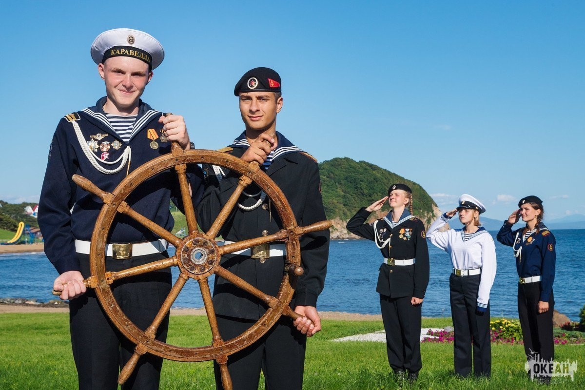 «Этих дней не смолкнет слава»: празднование дней воинской славы России в ВДЦ "Океан"