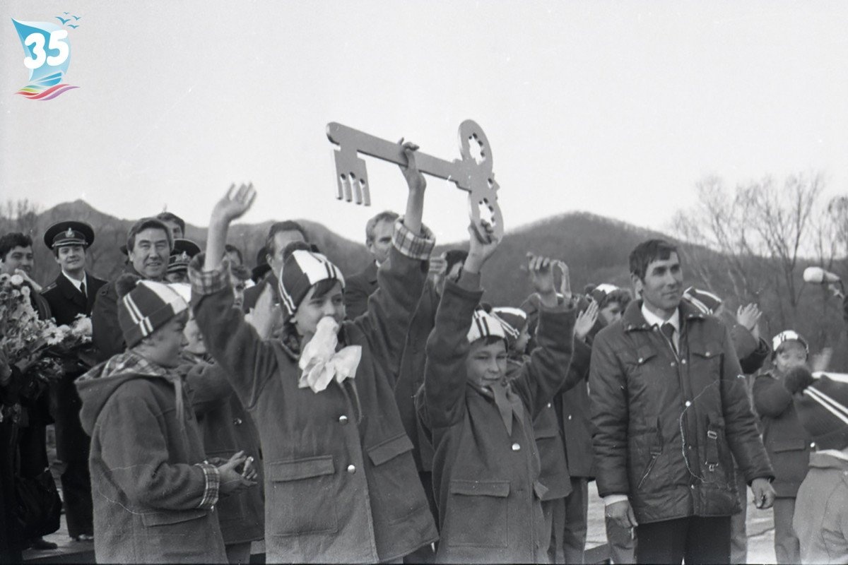 «Океану» - 35: 28 октября 1983 состоялось открытие первой смены в истории детского центра