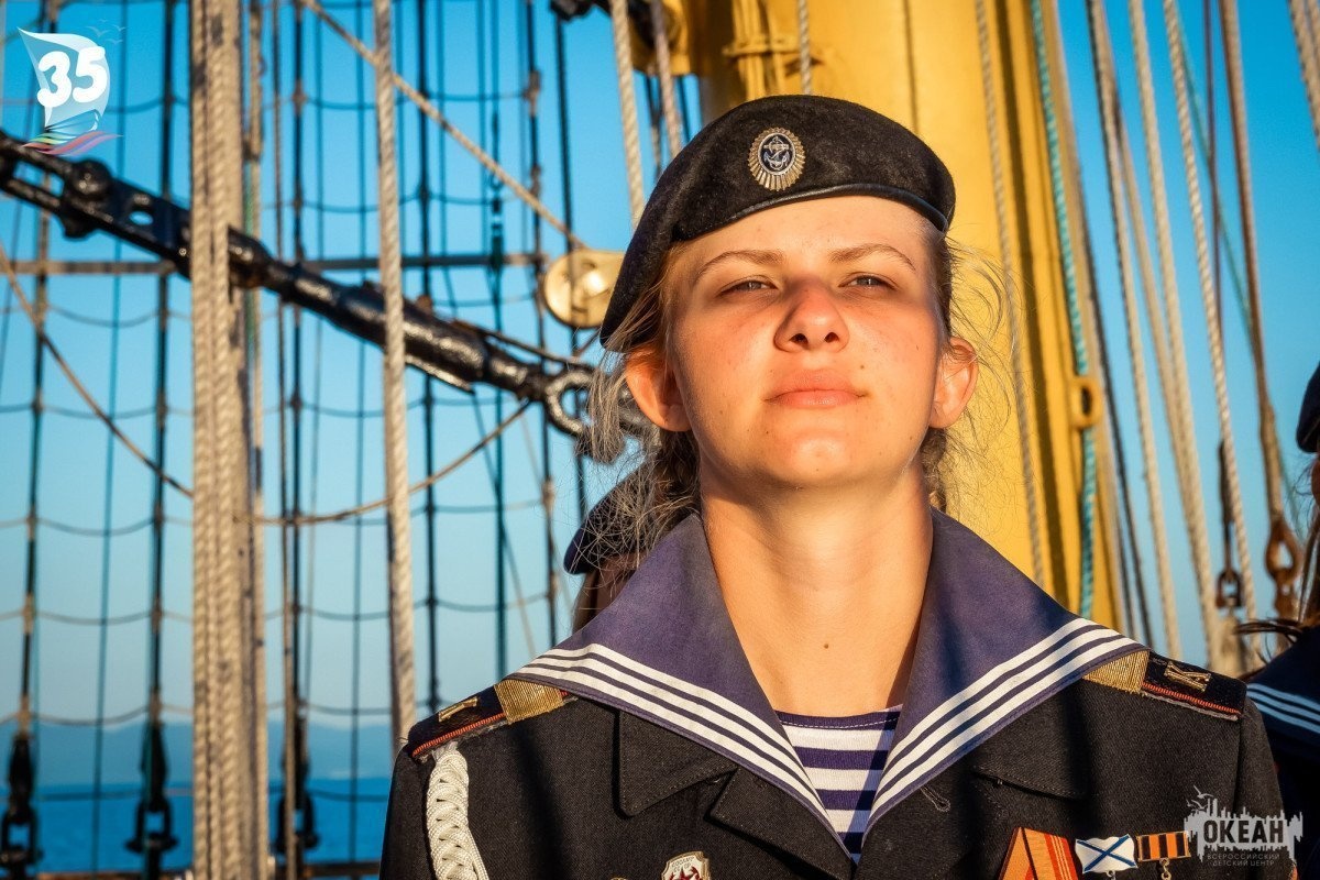 Тихоокеанское высшее военно-морское училище имени адмирала Степана Осиповича Макарова празднует годовщину со дня основания: «Океан» присоединяется к поздравлениям