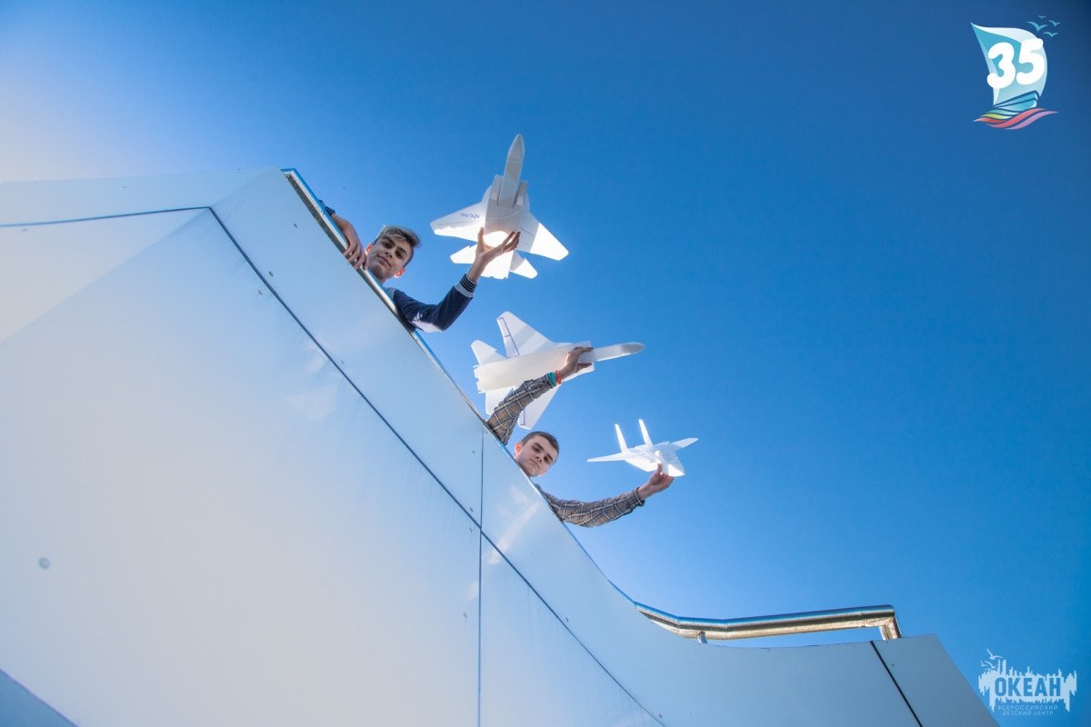 ВДЦ «Океан» поздравляет «Объединённую авиастроительную корпорацию» с датой создания!