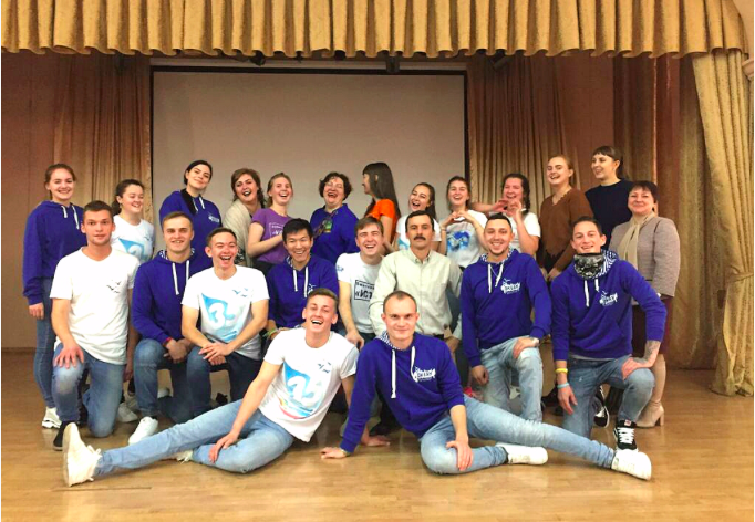 Педагоги и вожатые ВДЦ «Океан»приняли участие в слёте «Вожатский огонёк»