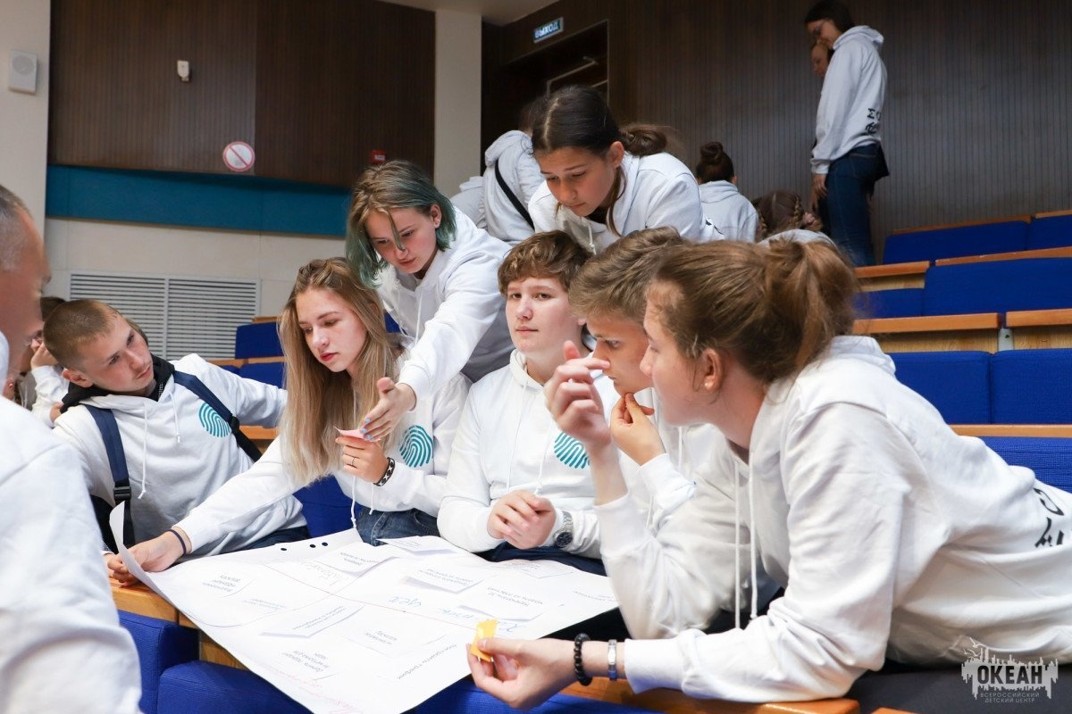 «Океан» встретил юных исследователей и изобретателей