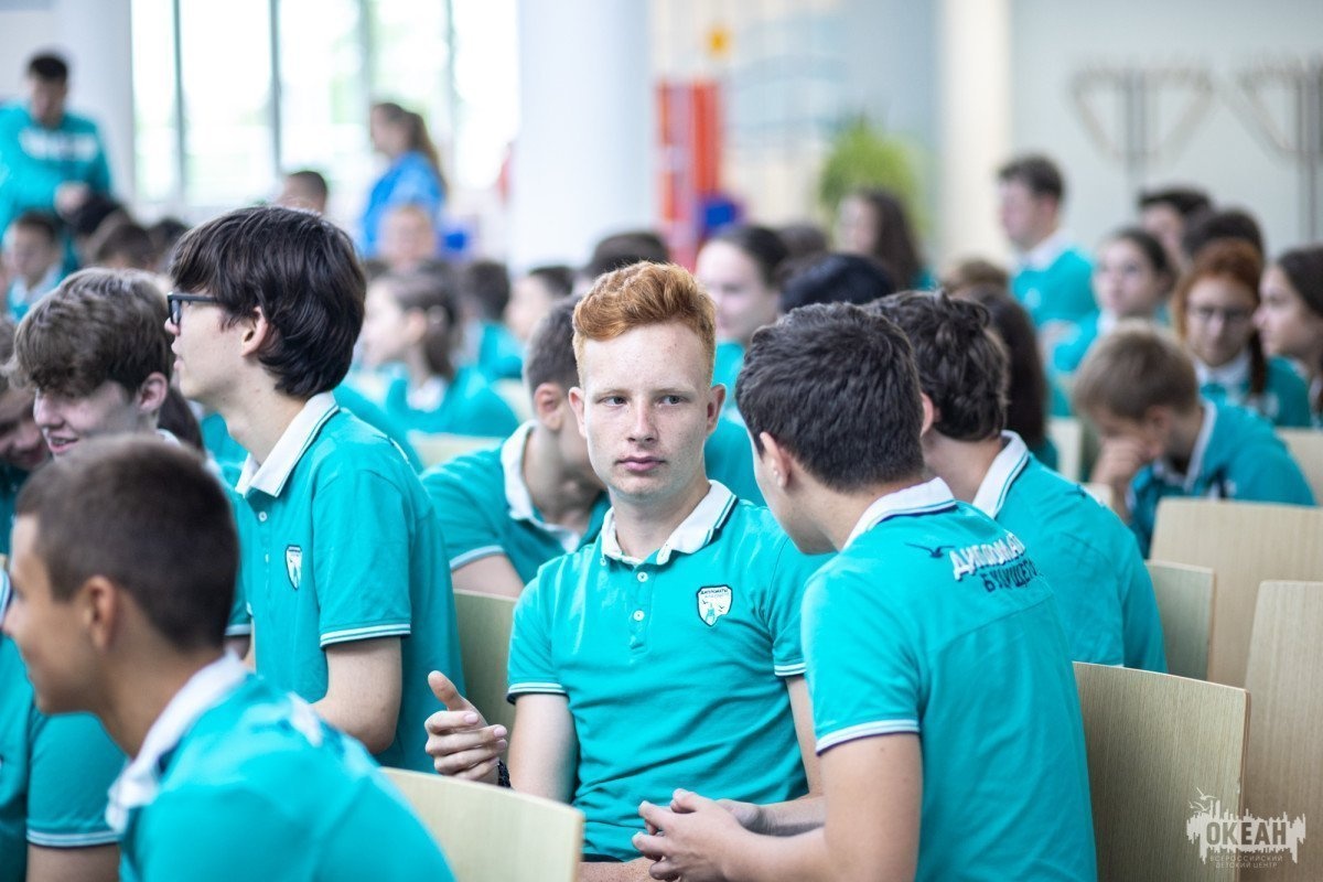 Программа «Юный дипломат»: первое знакомство с профессией