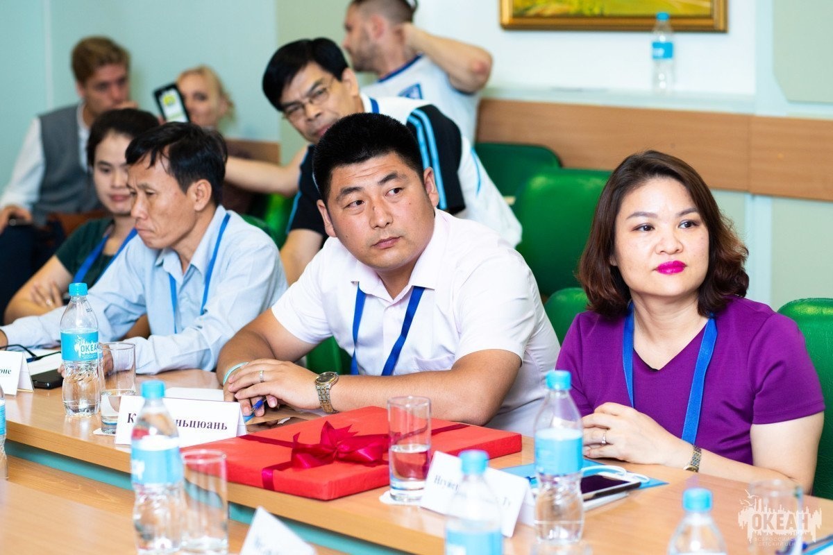 Международный «Океан»: в Центре прошла встреча директора с руководителями делегаций