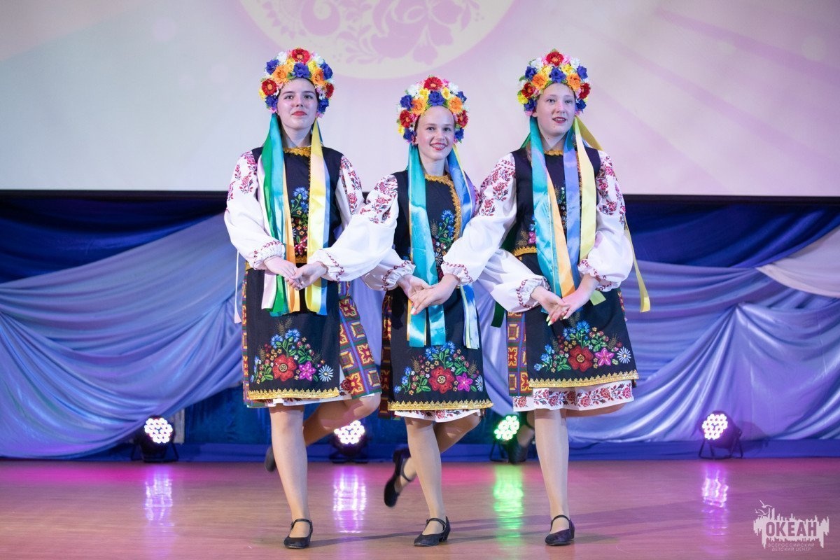 «Живи! Твори! Мечтай!»: в «Океане» прошёл фестиваль детского творчества