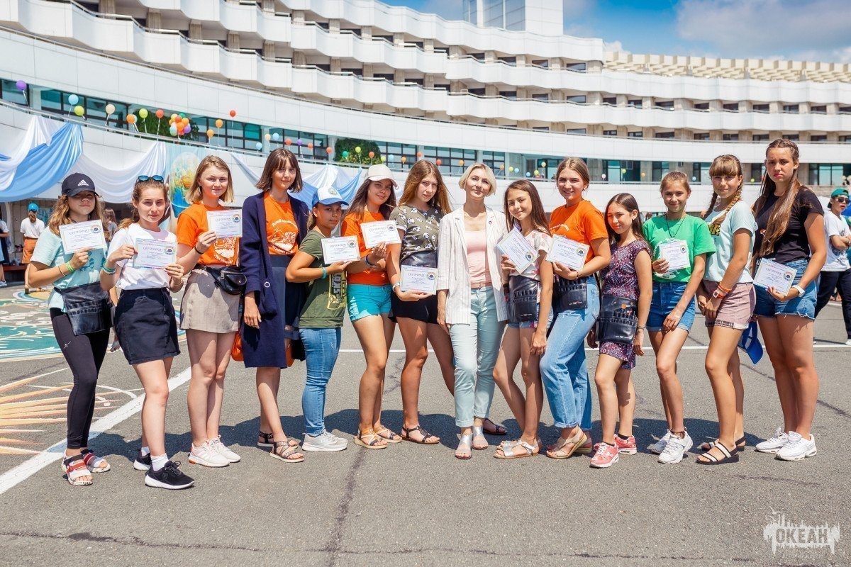 Десятая смена подводит итоги: выставка-ярмарка Школы творческих практик