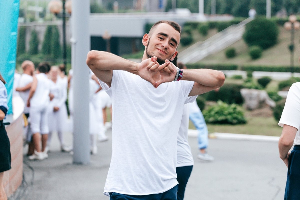 «Океан» поздравляет с Международным днём молодёжи!