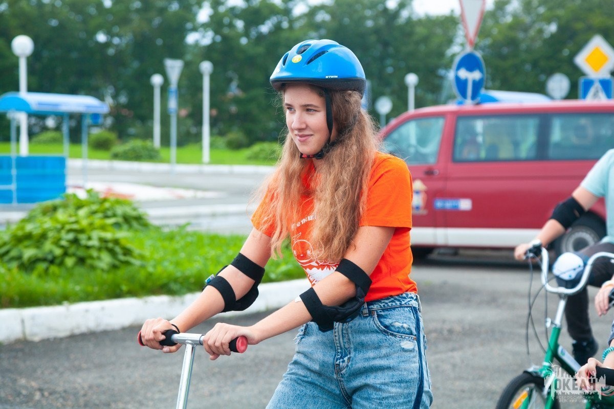 Участники океанских программ проявили себя в акции «Навстречу безопасности»