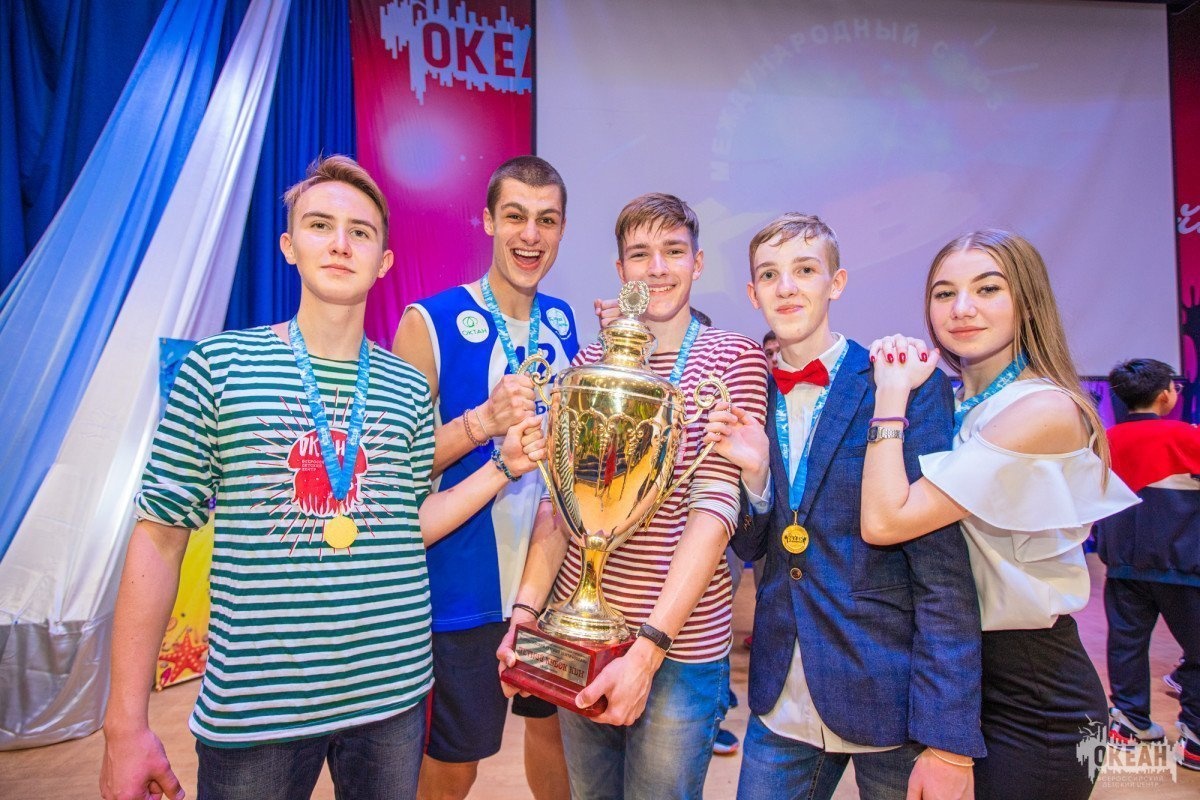 В ВДЦ «Океан» разыграли Летний кубок КВН: юмористическая игра вышла на международный уровень