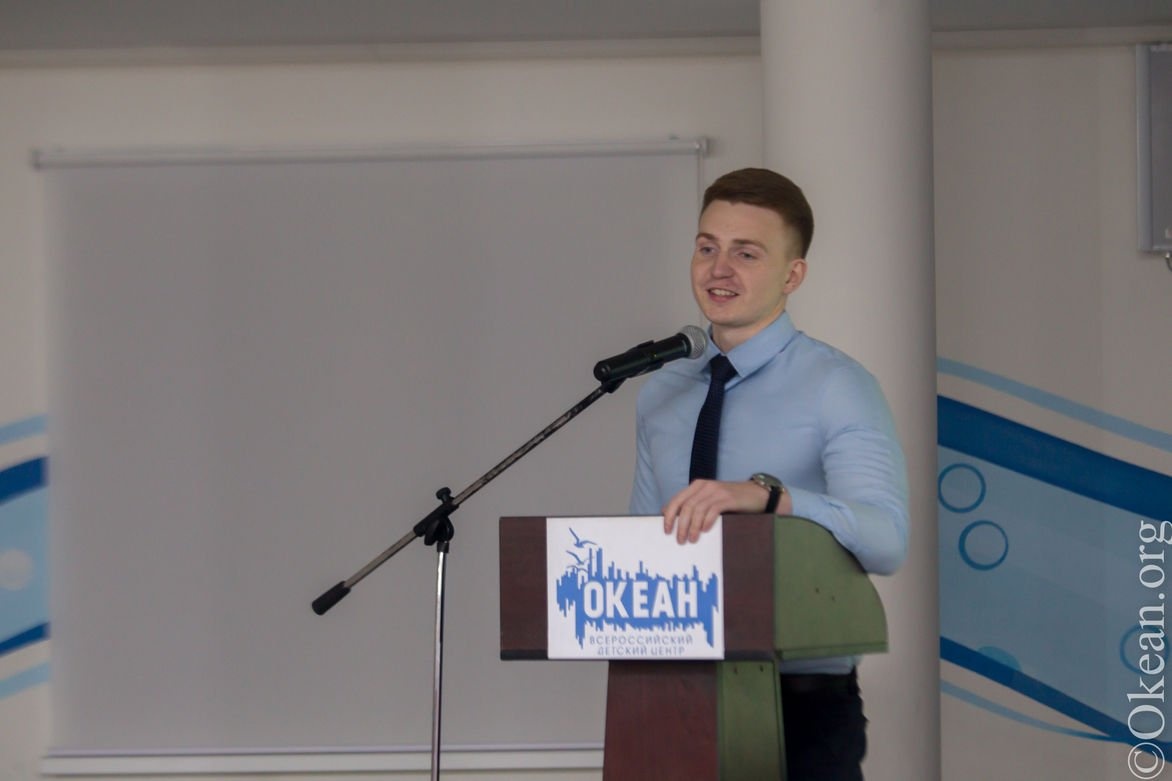 Встреча океанцев с первым президентом ДВФУ