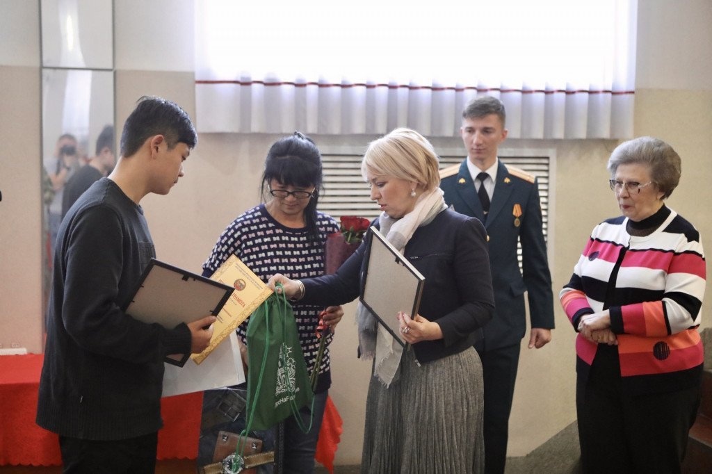 Дети-герои Приморского края получили путёвки во Всероссийский детский центр «Океан»