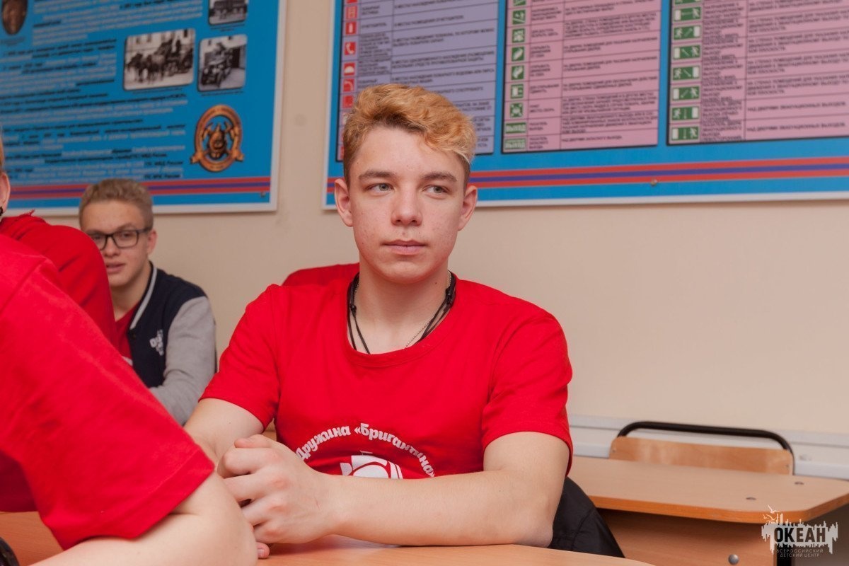 Старшие советники «Бригантины» встретились с советником директора по правам ребёнка