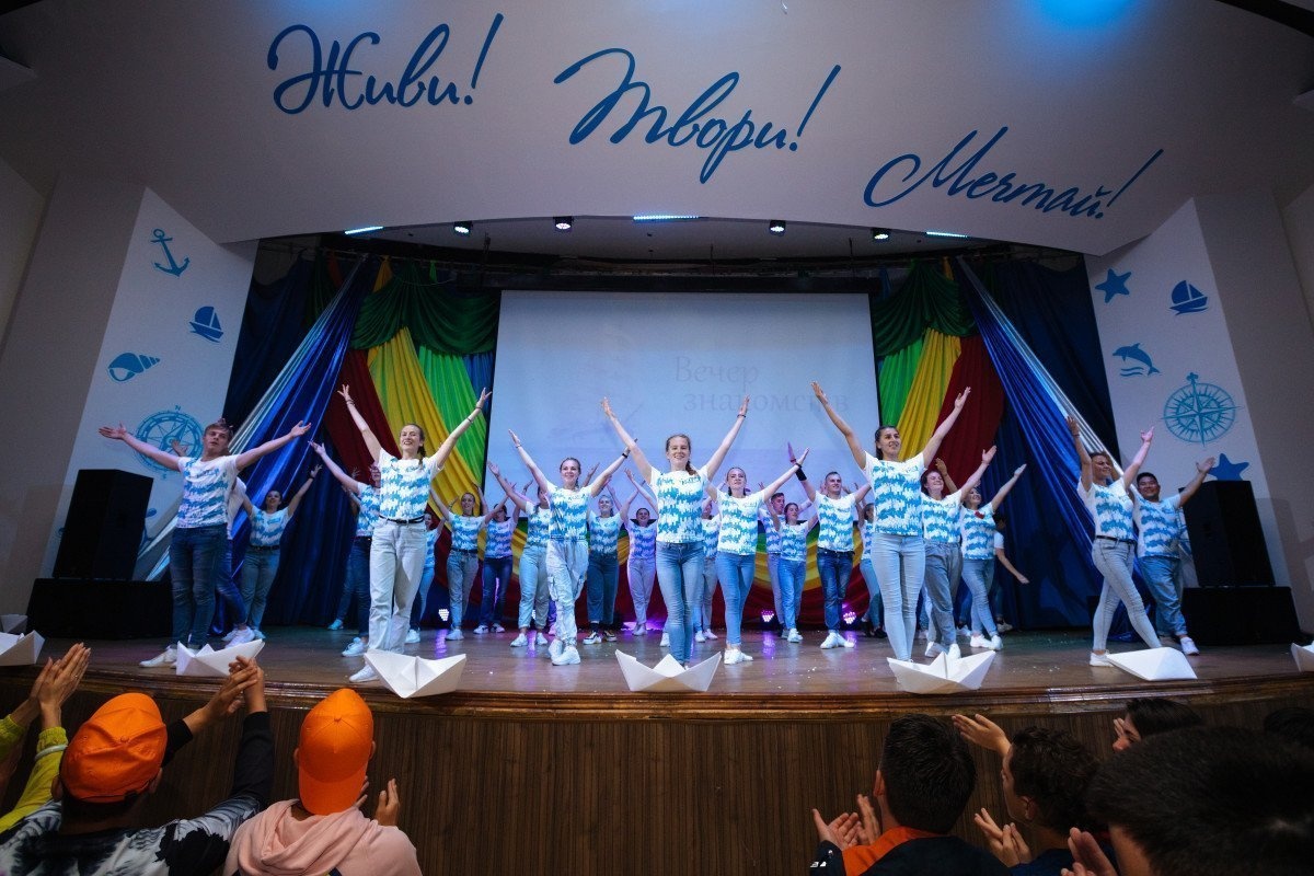 «Живи! Твори! Мечтай!»: новый океанский клип