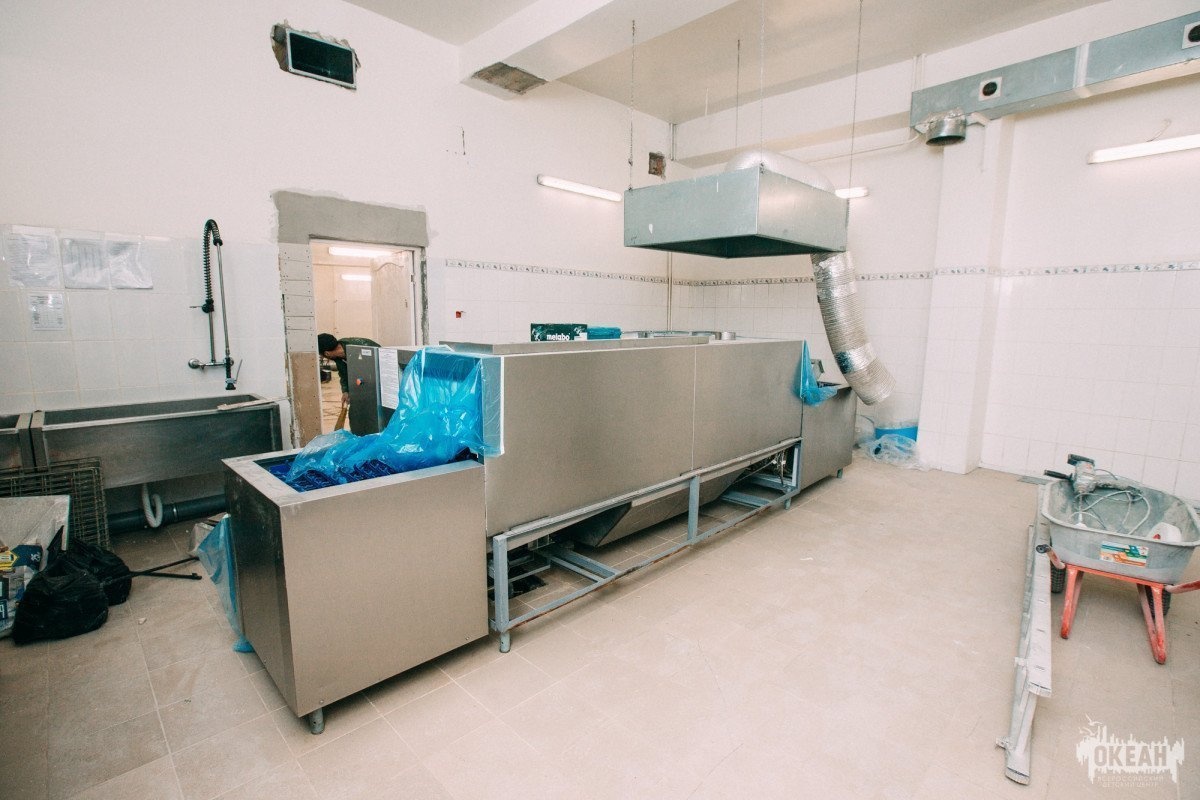 В столовой дружины «Бригантина» продолжаются ремонтные работы