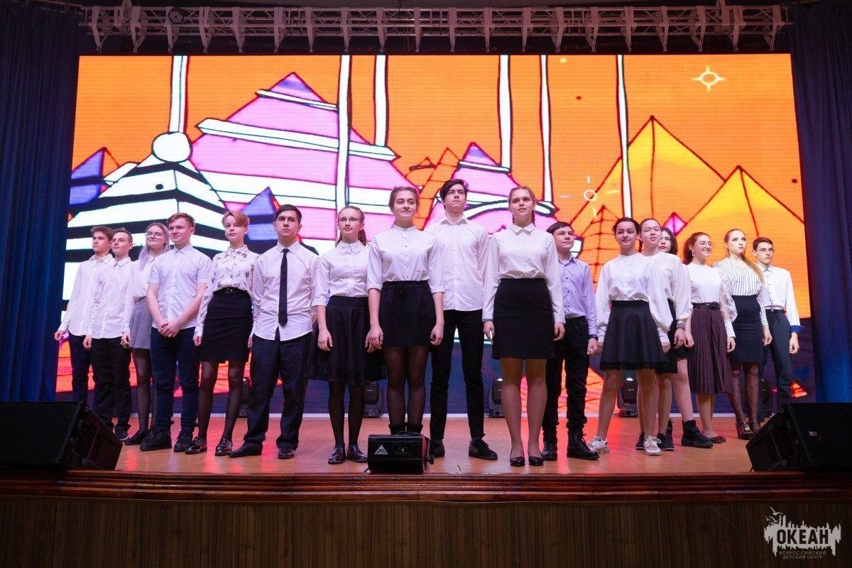 «Творчество без границ»: первая весенняя смена торжественно открыта!