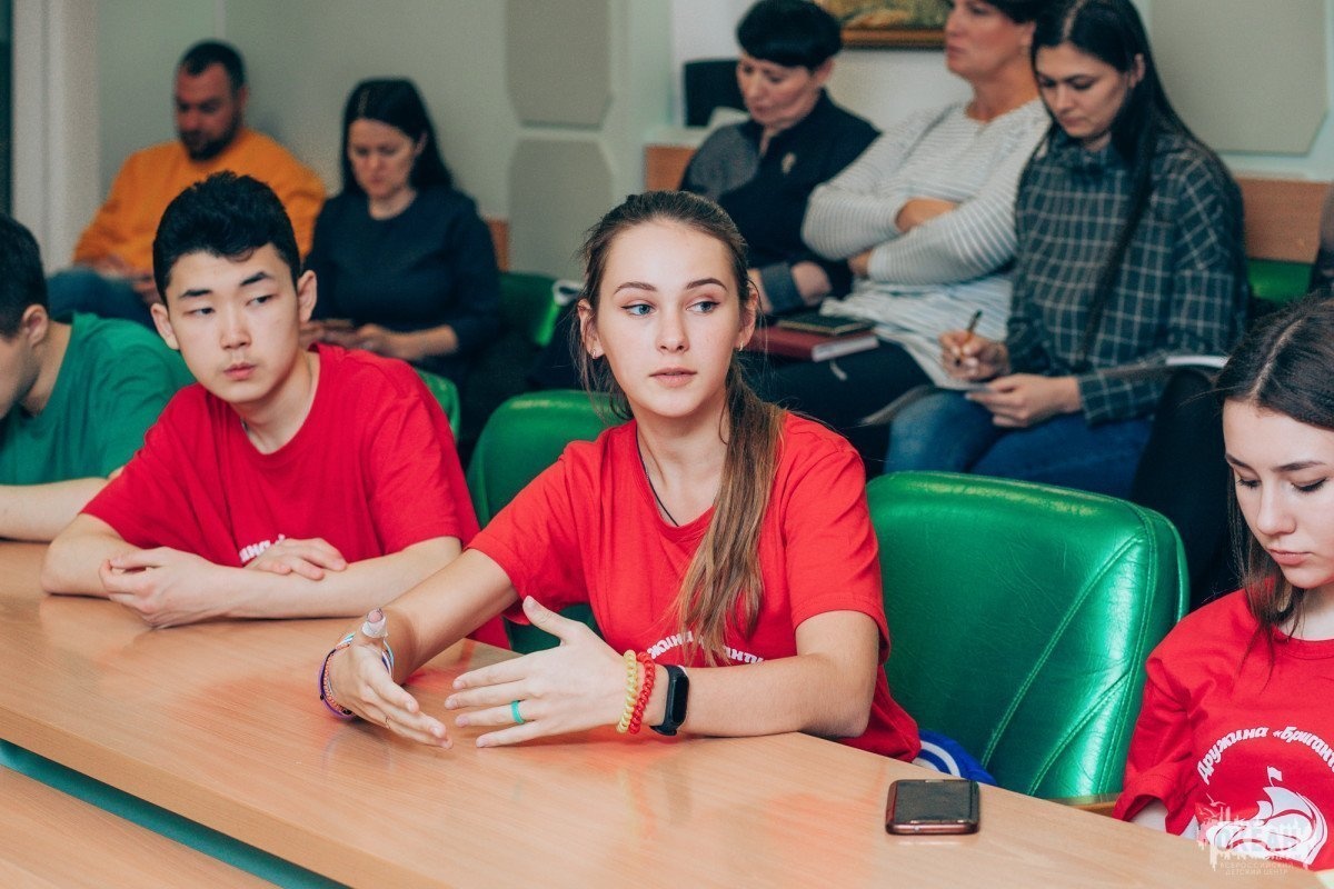 В «Океане» прошла итоговая встреча советников с директором Центра