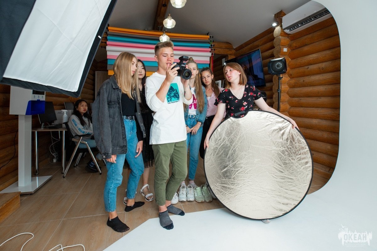 «ОкеанАрт»: океанцы постигают современное искусство