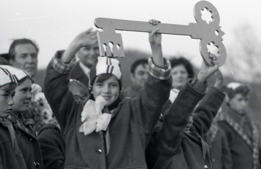 «Океану» – 37: в октябре 1983 года в «Бригантине» состоялось открытие первой смены в истории Центра