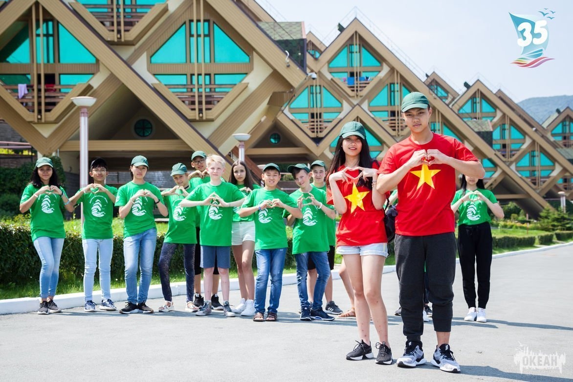 35 причин приехать в «Океан»: познакомиться с ребятами из других стран